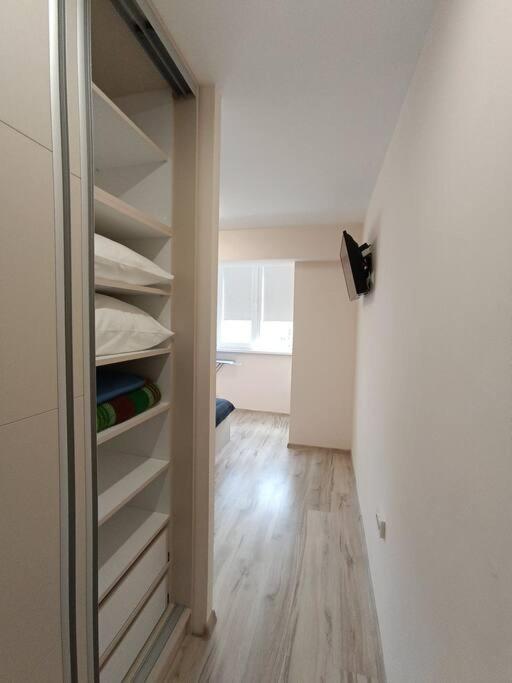 Bright City Apartment Варна Екстериор снимка