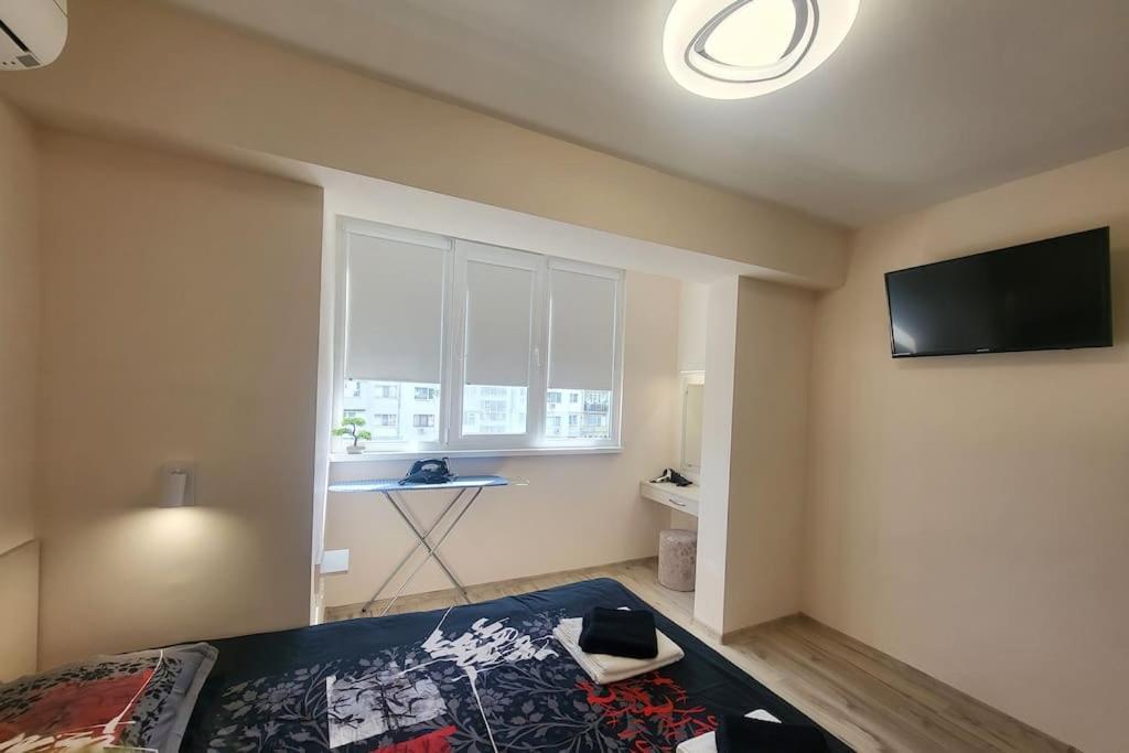 Bright City Apartment Варна Екстериор снимка